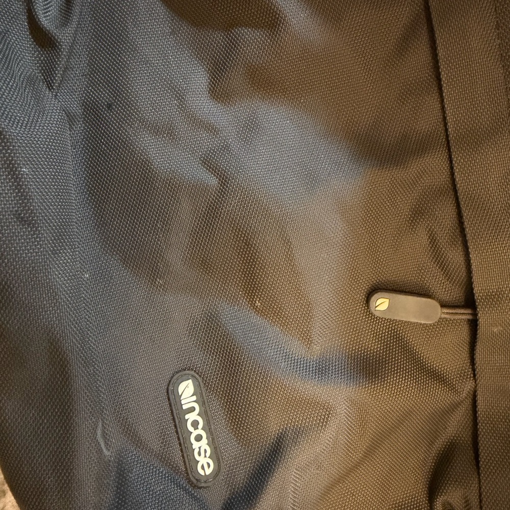 Incase Taupe Backpack - Picture 3 of 4